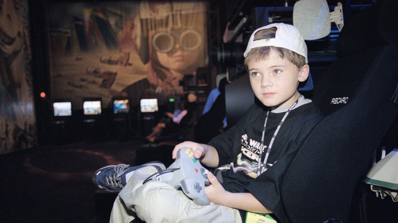 Why do people think'Anakin Skywalker child actor Jake Lloyd's arrest is so funny